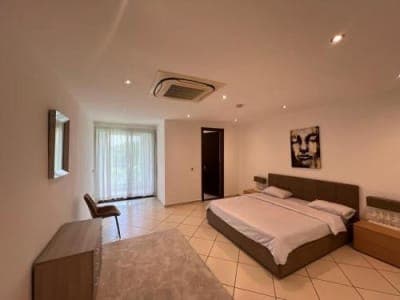 2-Bed Apartment Near Tema Community 25 photo 4